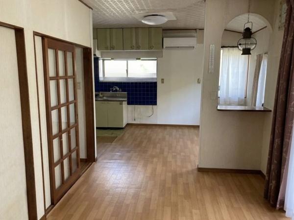 毎日の暮らしがここに揃う　駿河区大谷２丁目　中古住宅
