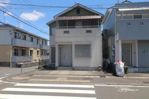 公園近くで子育てにも嬉しい住環境　駿河区下島中古住宅