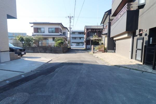葵区沓谷3丁目　新築全3棟　Ｂ号棟