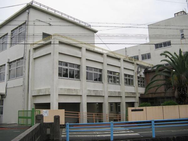 豊橋市東新町の土地(豊橋市立中部中学校)