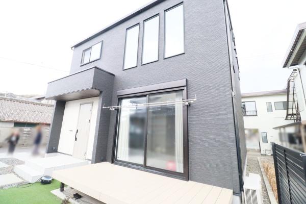 利便性の良い立地　皆が知ってるハウスメーカー施工