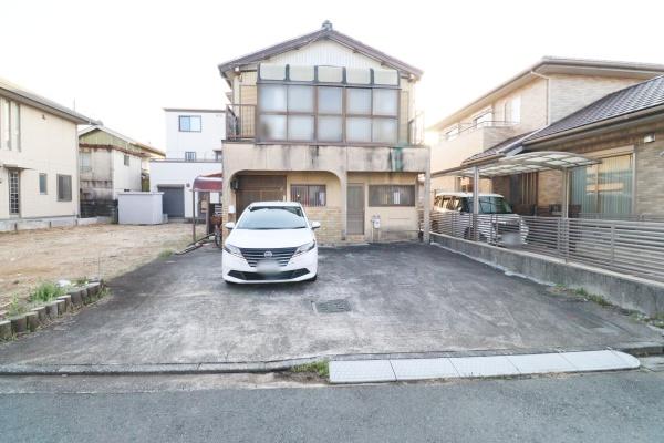 建築条件なし　徒歩圏内の利便良し　曙町若松　売土地