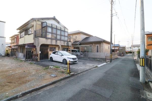 建築条件なし　徒歩圏内の利便良し　曙町若松　売土地
