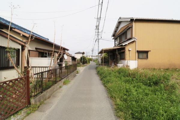 豊橋市二川町字西向山の土地