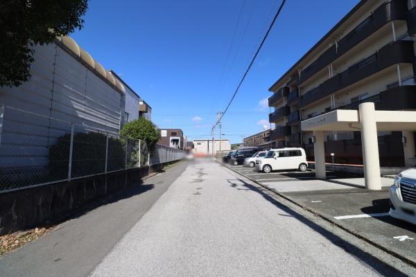 モナムール岩田　豊小学校前
