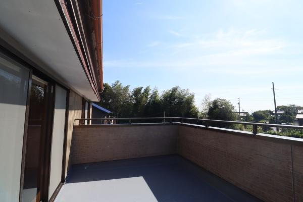 蒲郡市清田町上中郷の中古一戸建て(バルコニー)
