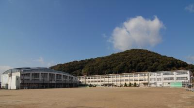 豊川市御津町御馬塩入の土地(豊川市立御津中学校)