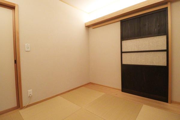 羽根井中古マンション ヴィンテージ溢れる空間です(和室)