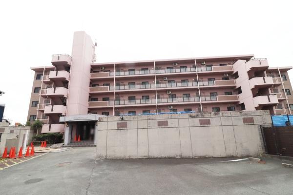 羽根井中古マンション ヴィンテージ溢れる空間です