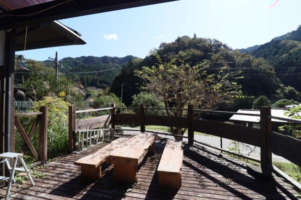 新城市細川字広見の中古一戸建て(バルコニー)