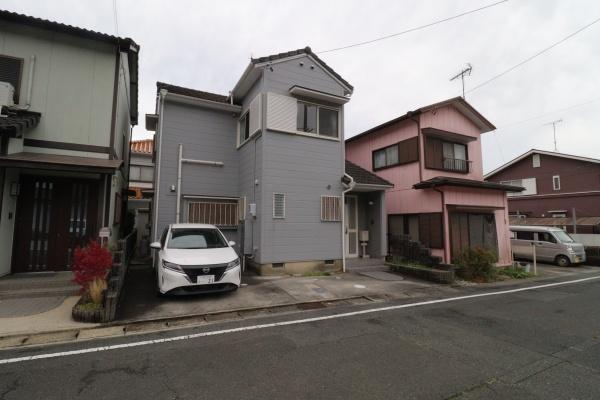 豊橋市多米東町2丁目　中古住宅