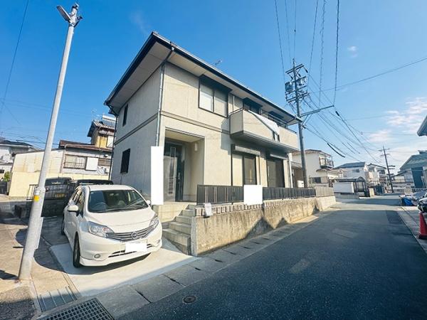 向草間町字向西　中古住宅