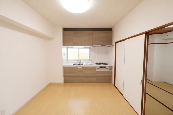 丸美ロイヤルマンション中柴304号　きれいな室内です
