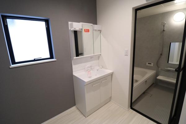 豊川市金屋本町２丁目の中古一戸建て
