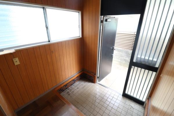 豊川市三蔵子町　中古住宅