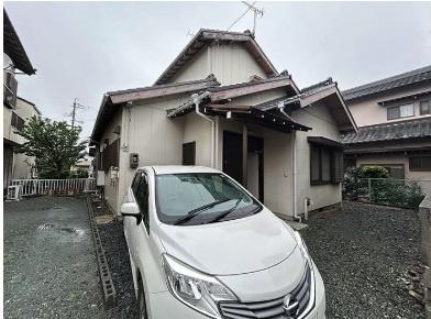 豊川市三蔵子町野河藪　中古住宅