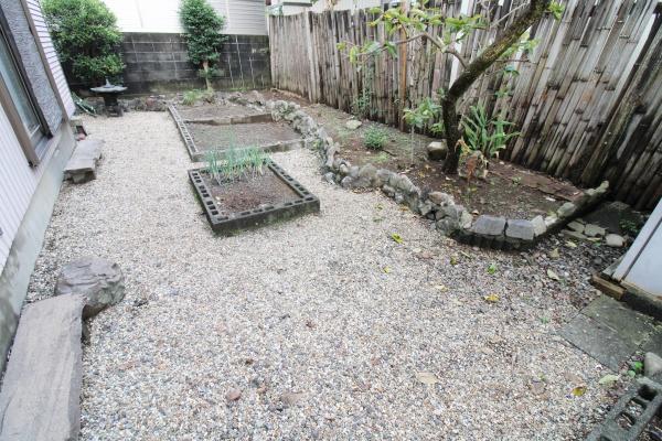 焼津市塩津の中古一戸建て
