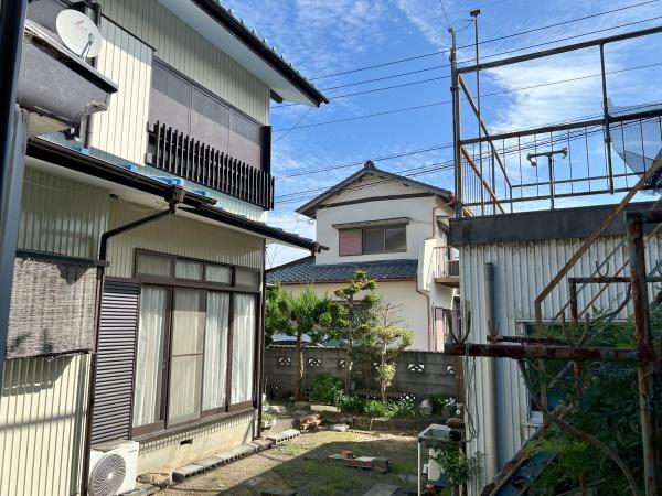 焼津市三ケ名の土地