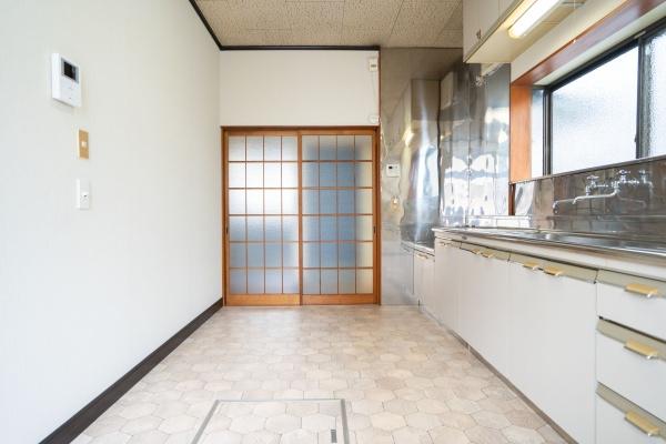 藤枝市立花２丁目1-33　中古住宅