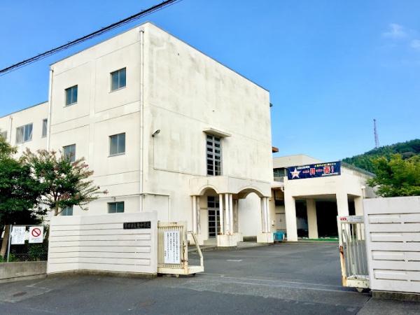 静岡市葵区沓谷2丁目の土地(静岡市立東中学校)
