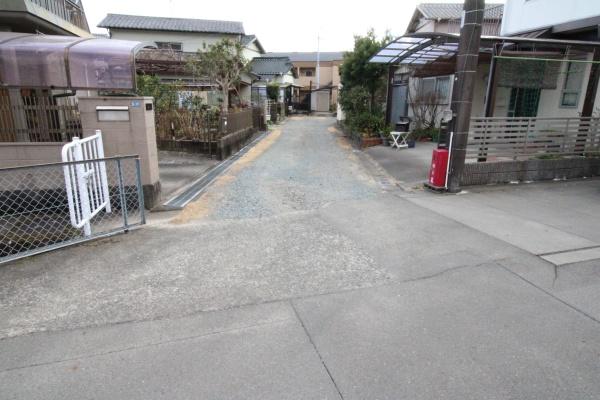 藤枝市高岡３丁目の土地