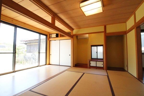 焼津市石津港町の中古一戸建て