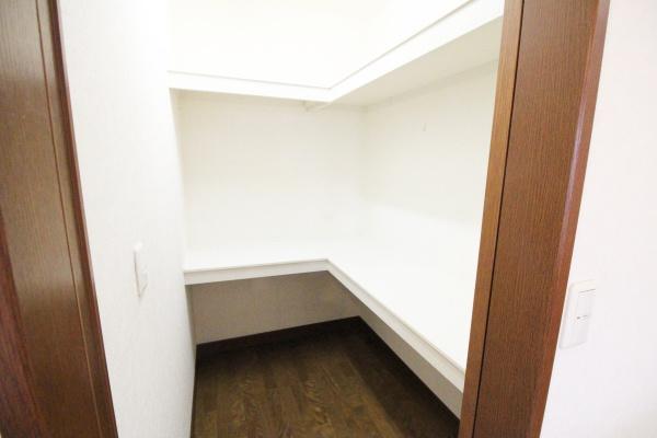 焼津市石津港町の中古一戸建て