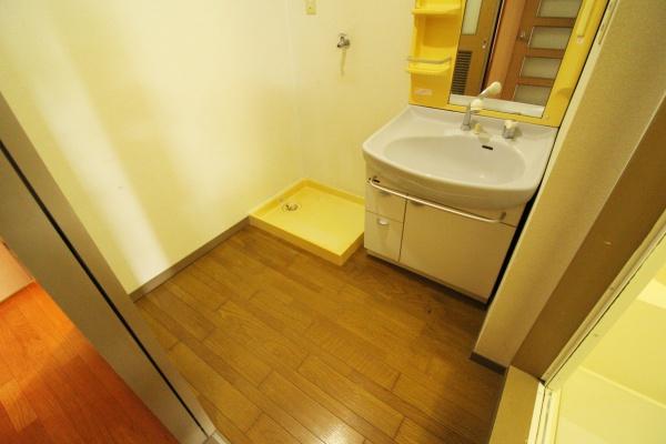 静波駿河台マンション３階　海が見える高台の中古マンション