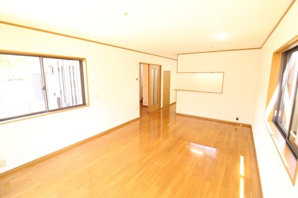 すぐに住めます！生活に嬉しい設備が充実の中古住宅