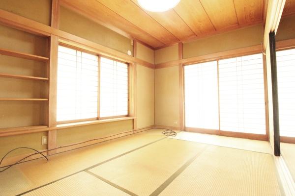藤枝市南駿河台４丁目の中古一戸建て