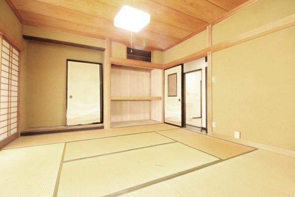 藤枝市南駿河台４丁目の中古一戸建て