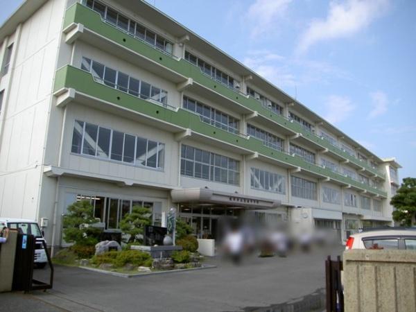 焼津市五ケ堀之内の中古一戸建て(焼津市立豊田中学校)