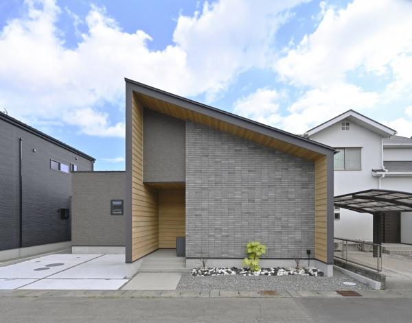 焼津市南小川１丁目の中古一戸建