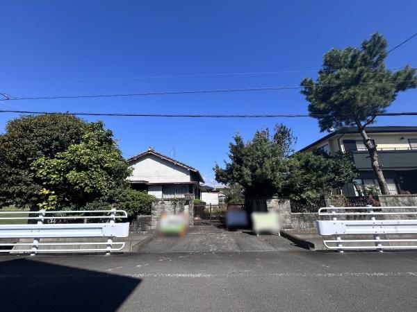 解体更地渡し 建築条件なし 敷地80坪の南向き整形地