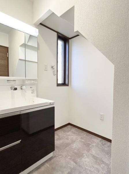 焼津市三ケ名の中古一戸建て