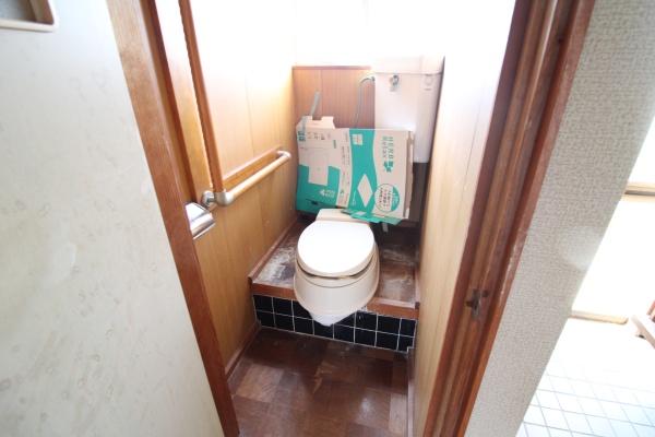 牧之原市道場の中古一戸建て(トイレ)