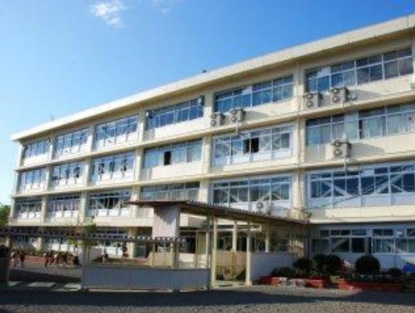 藤枝市中藪田の土地(藤枝市立葉梨小学校)