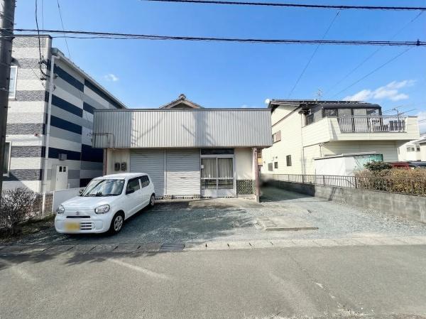焼津市五ケ堀之内　広々使える土地　約１８４坪