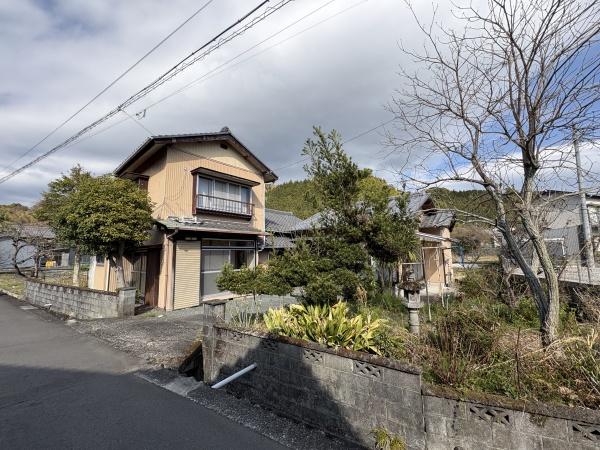 藤枝市岡部町内谷 部屋数豊富 中古戸建