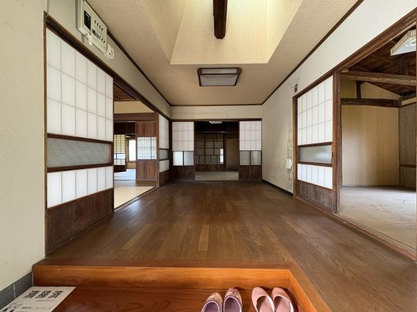 藤枝市岡部町内谷　部屋数豊富　中古戸建