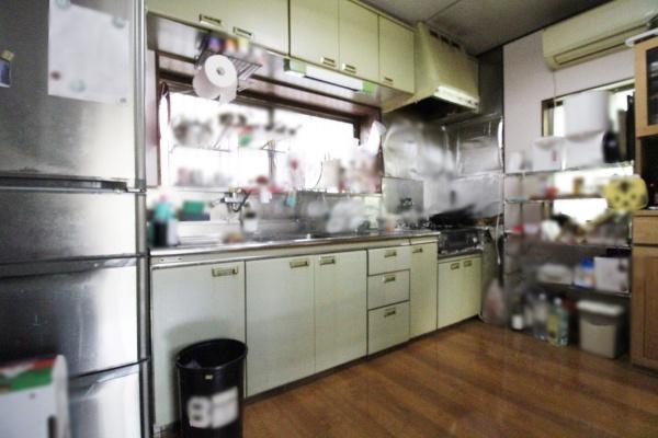 焼津市西小川３丁目の中古一戸建て