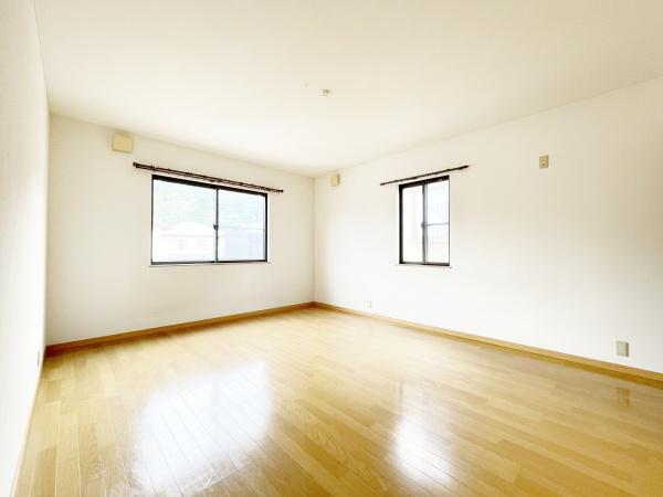 藤枝市若王子２丁目の中古一戸建て