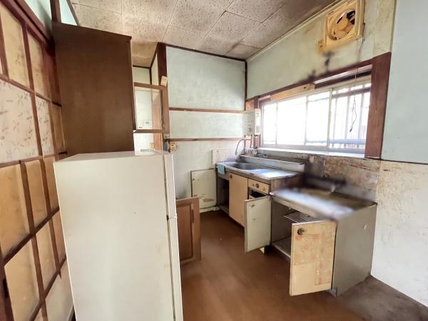 藤枝市藤岡３丁目の中古一戸建て