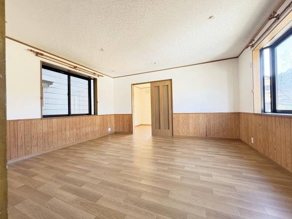 藤枝市岡部町内谷の中古一戸建て