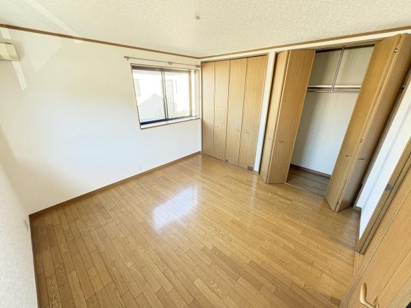 藤枝市岡部町内谷の中古一戸建て