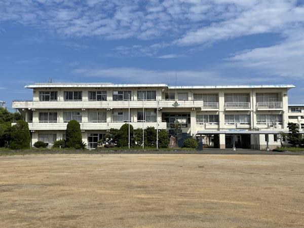 牧之原市大沢の土地(牧之原市立相良小学校)