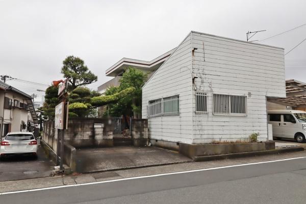 富士市入山瀬　中古戸建庭付、家庭菜園可　駐車４台可