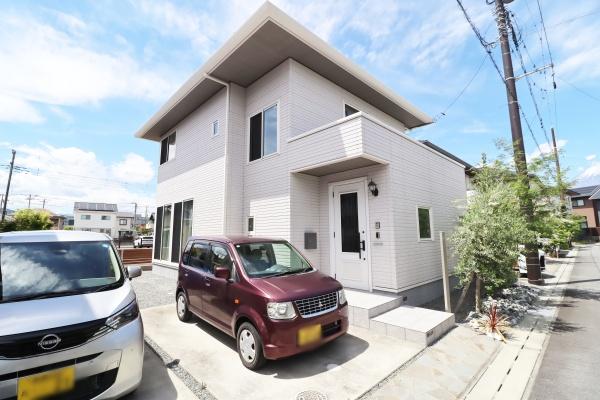 富士市中島　積水ハウス施工　築浅　駐車場４台可