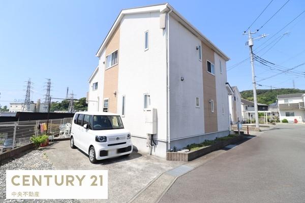 入山瀬　築約10年　状態良い中古住宅