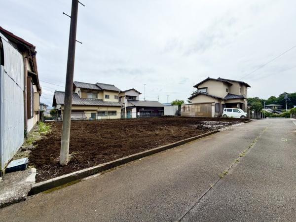 ブルーミングガーデン　沼津市東椎路　全２棟　１号棟